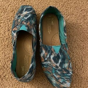 Toms Teal and Brown Patterned Canvas Slip-On Flats